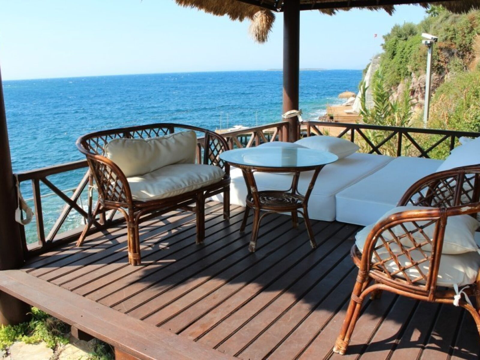 1048-02-Luxury-sea-front-villa-for-sale-Gundogan